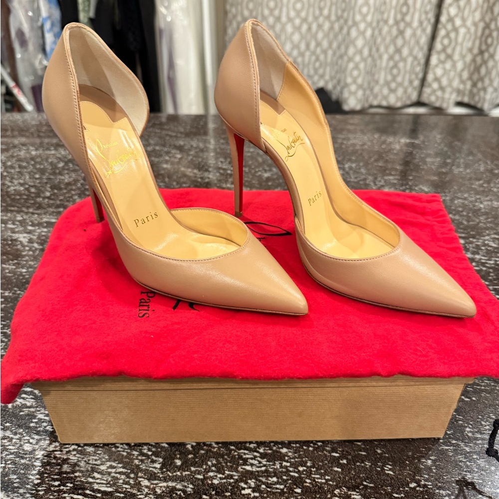 Brand new Iriza 100 nude pumps, size 36.5. Never worn and come with dust bag/box